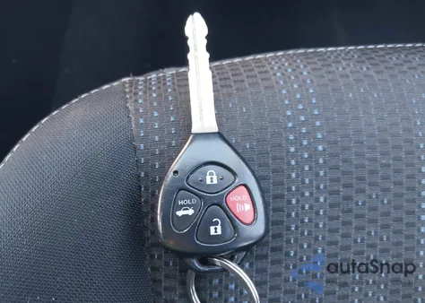 2013 Toyota Corolla S z USA, uszkodzony, nr VIN 2T1BU4EE1DC062219